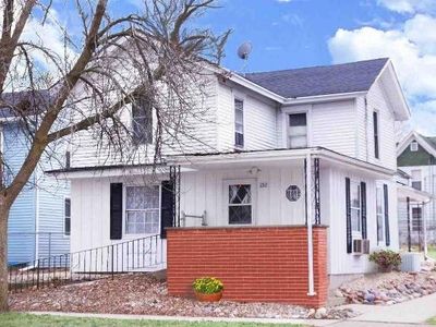 152 S Franklin St, Janesville, WI, 53548
