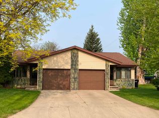 2719 N Locust St, Appleton, WI 54914