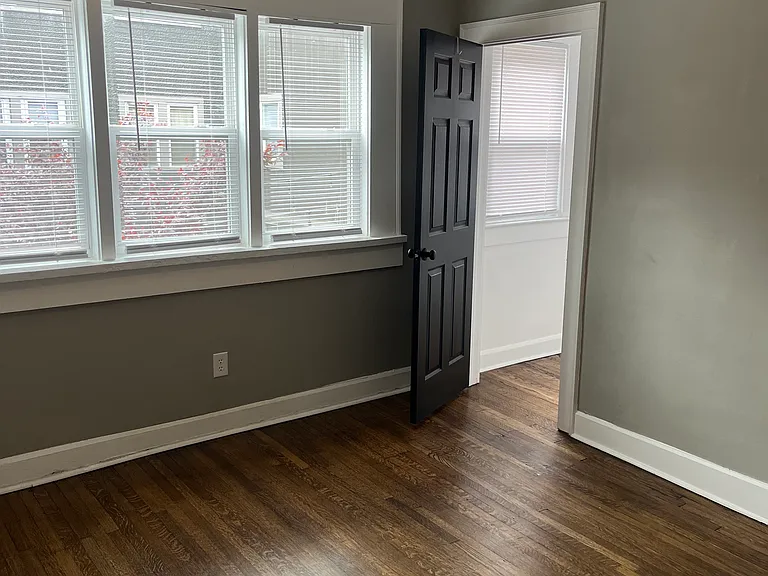 3804 Central Ave #10 — Photo 10