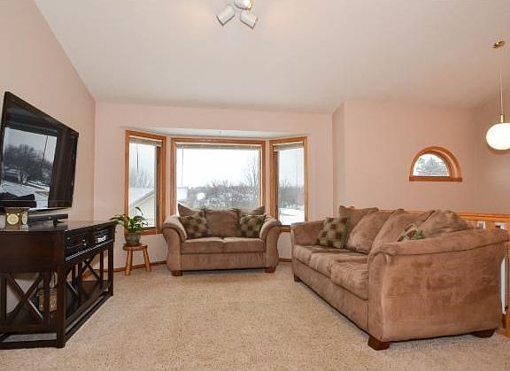 2nd image of 13956 Sunset Lake Dr
