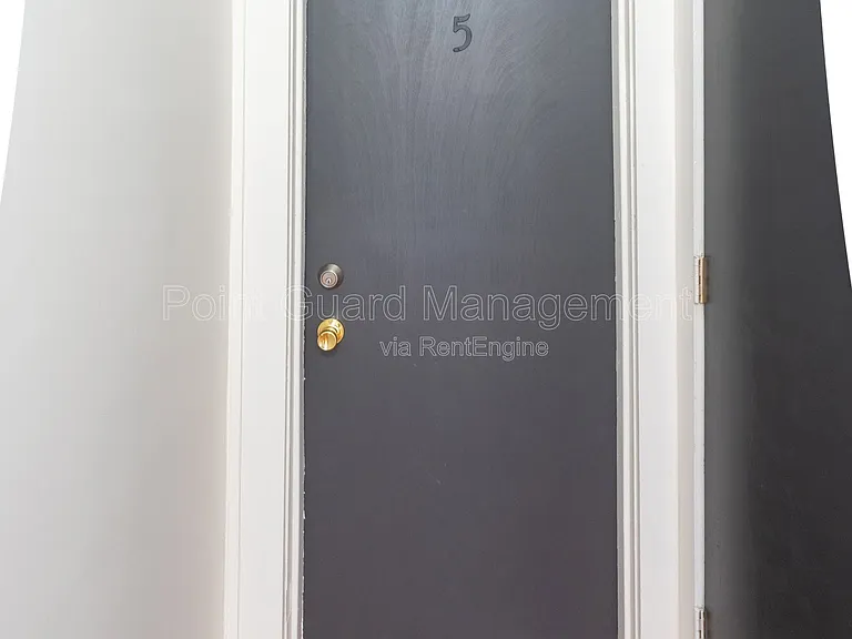 423 N Emporia Ave #5 — Photo 13