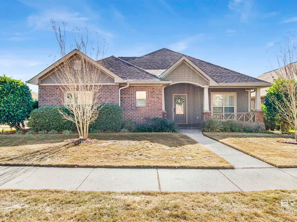 6321 McMurray Pl N, Mobile, AL 36609
