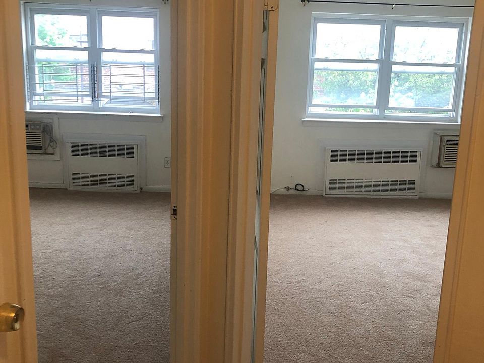 1st image of 938 E 78th St #1