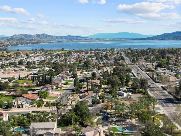 32015 Bourges St, Lake Elsinore, CA 92530