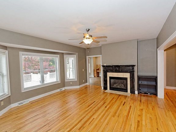 & fireplace with insert