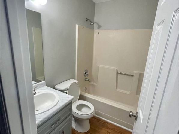 140 Lanier Dr #32, Statesboro, GA 30458
