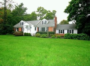 718 Sproul Rd, Bryn Mawr, PA 19010