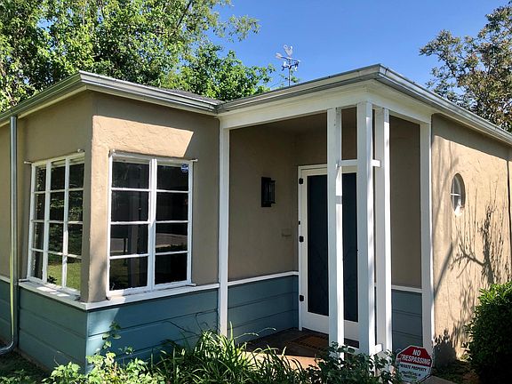 3rd image of 953 W Glenrosa Ave