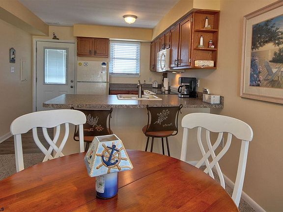 4th image of 147 42nd St APT 107