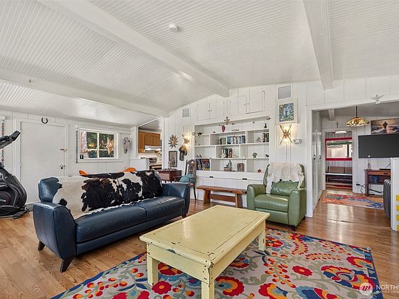 2nd image of 1014 N 15th St