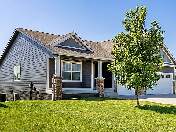 2nd image of 2119 NW Reinhart Dr