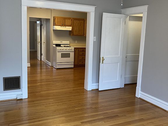 5th image of 3156-3158 Alfred Ave #3156A