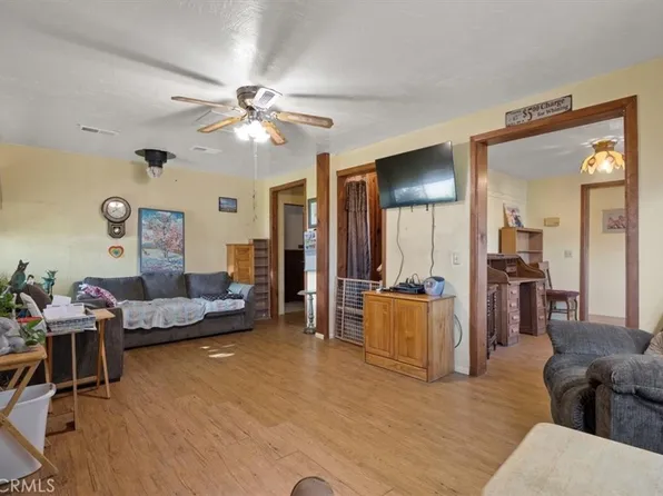 1543 Peach St, Corning, CA 96021
