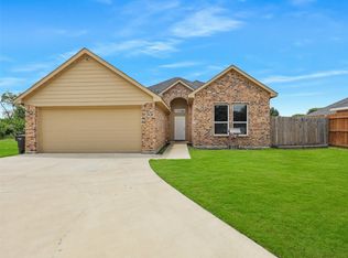 3101 Eastcrest Ct, Fort Worth, TX 76105
