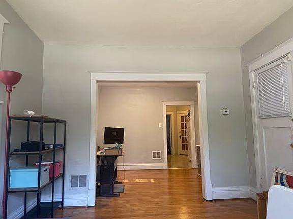 3rd image of 1510 McCausland Ave APT 1N
