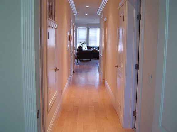 5th image of 542 19th Ave #1