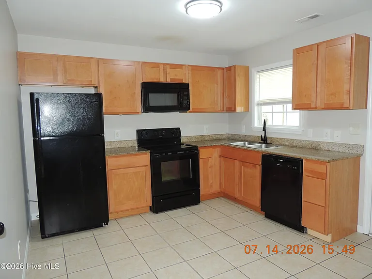 130 Miracle Dr #6 — Photo 14