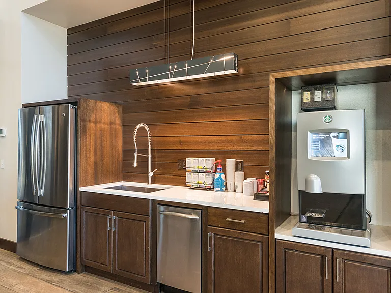 Apres Apartment Homes — Photo 24