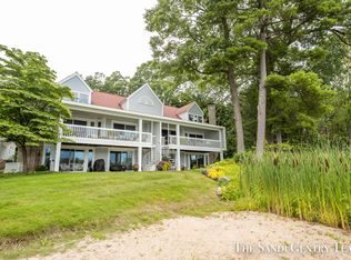 16998 Landing Dr, Spring Lake, MI 49456