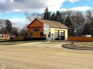 1994 E 9 Mile Rd, Warren, MI 48091