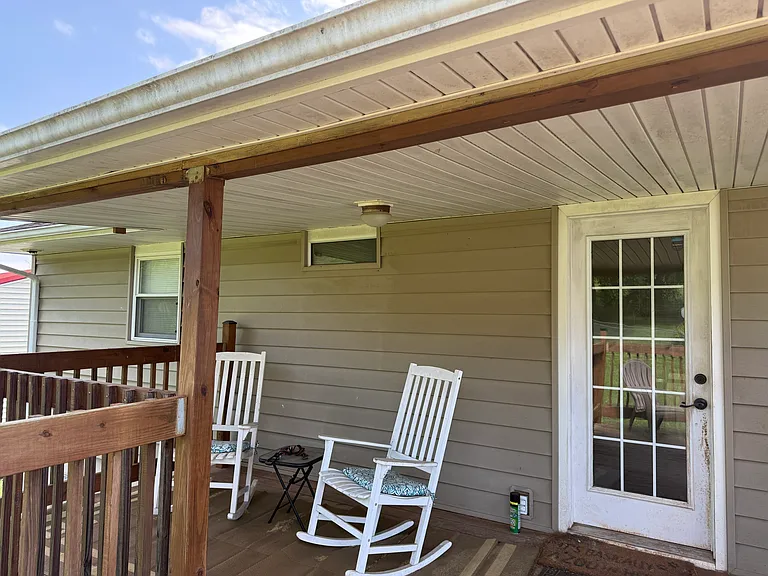 318 Belvue Dr — Photo 14