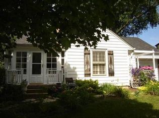 409 S 4th Ave, Libertyville, IL