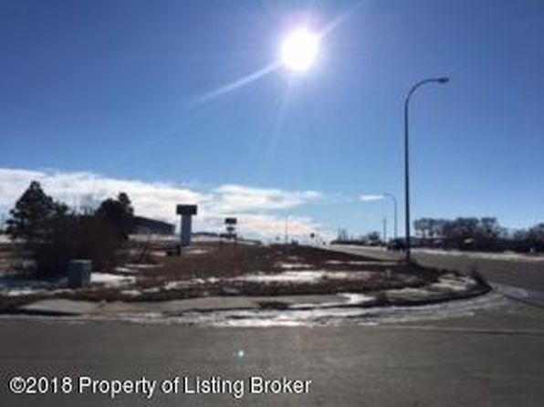 22 Highway, Dickinson, ND 58601