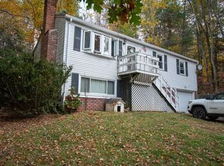 33 Leno Rd, Holland, MA 01521
