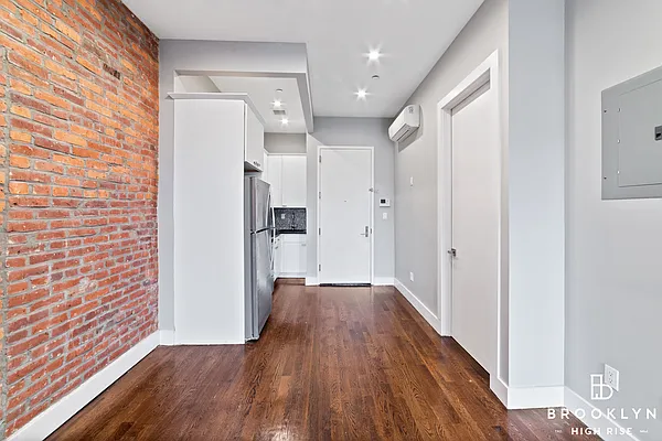 Rented by Brooklyn High Rise LLC | media 5