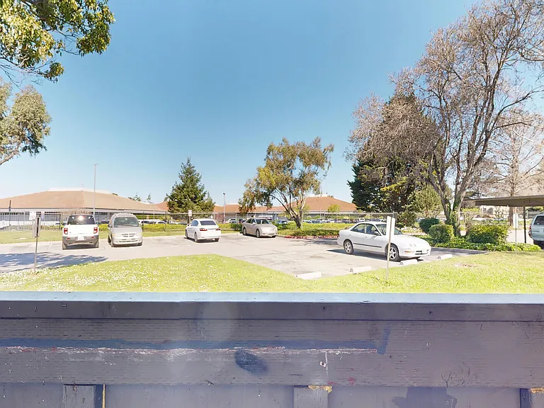 Pointe at Northridge — Photo 37
