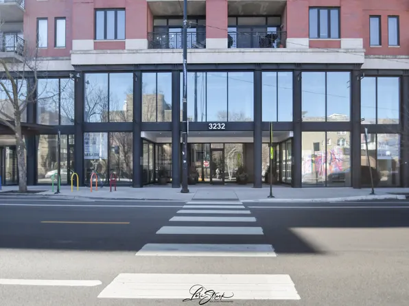 3232 N Halsted St APT D707, Chicago, IL 60657