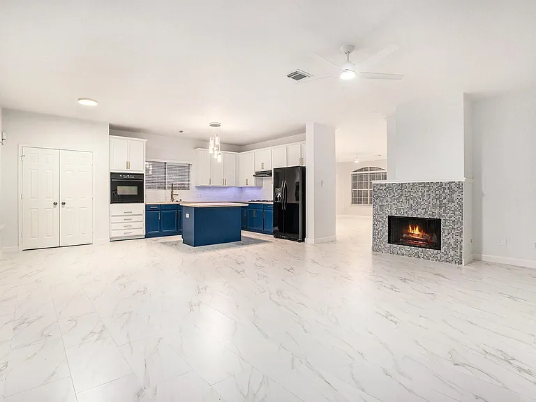 3811 Misty Falls Ln — Photo 5