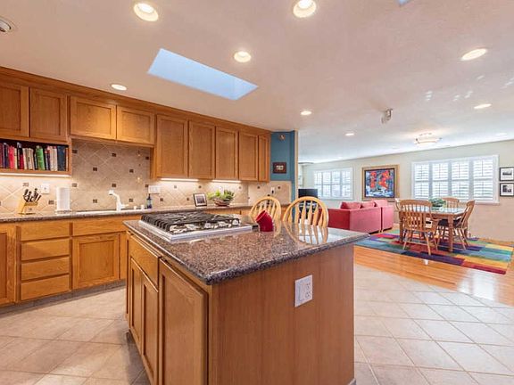 5th image of 1747 Hayford Dr