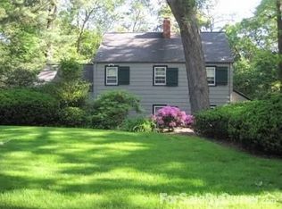 75 Maple Hill Rd, Huntington, NY 11743