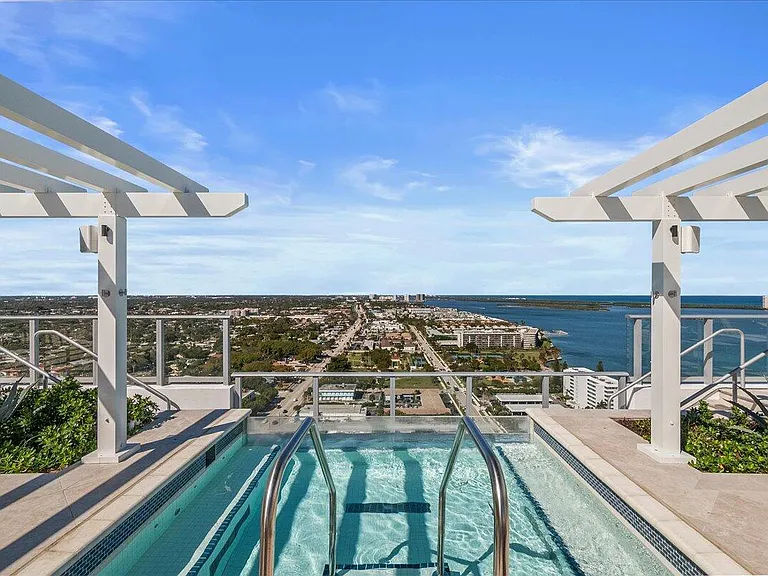 220 Lake Shore Dr #917 — Photo 50
