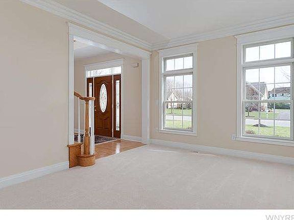 4th image of 5999 Corinne Ln