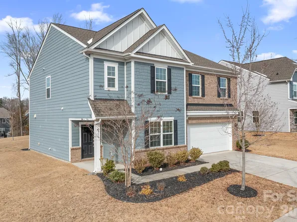 1316 Mona Vale Dr, Huntersville, NC 28078