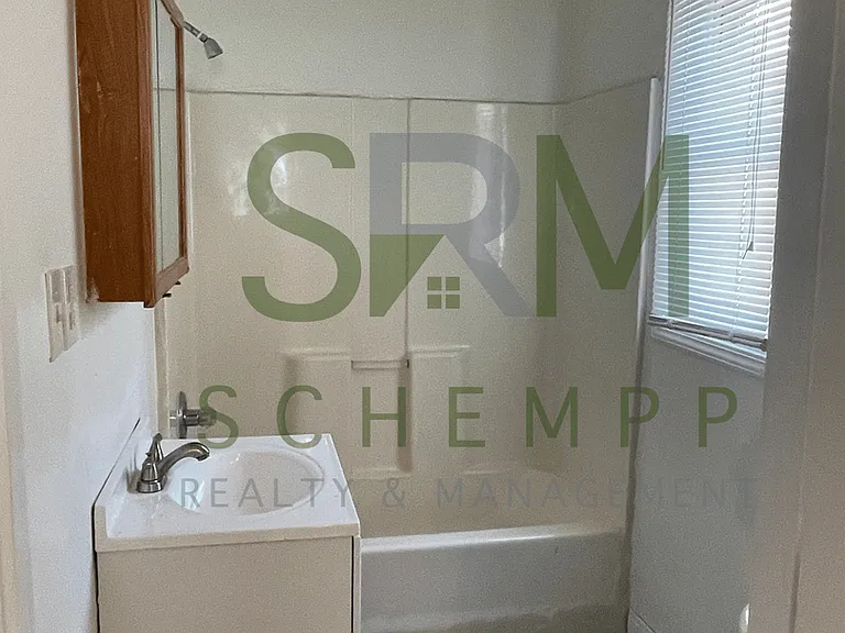 2912 Greenwood Ave — Photo 10