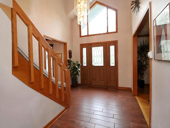 4th image of 313 Whitmore Ln