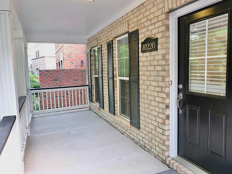 10220 Vanguard Pkwy — Photo 4