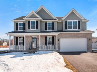 26015 W Sylvan Meadow Dr, Channahon, IL 60410
