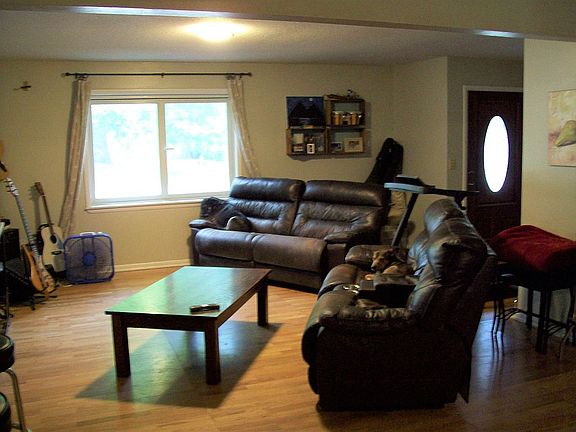 5th image of 2800 N Loxley Ave