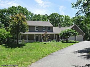 22 Battey Dr, Smithfield, RI 02828