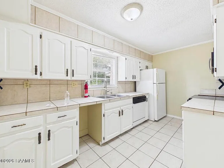 107 Guillot Rd #1 — Photo 6