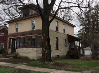 1004 E 2nd St, Merrill, WI 54452