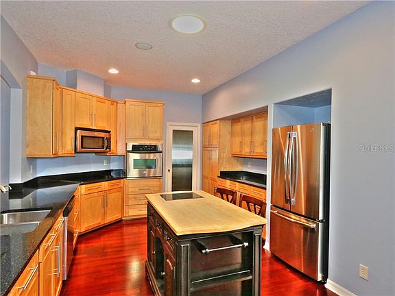5th image of 21415 Royal Troon Dr