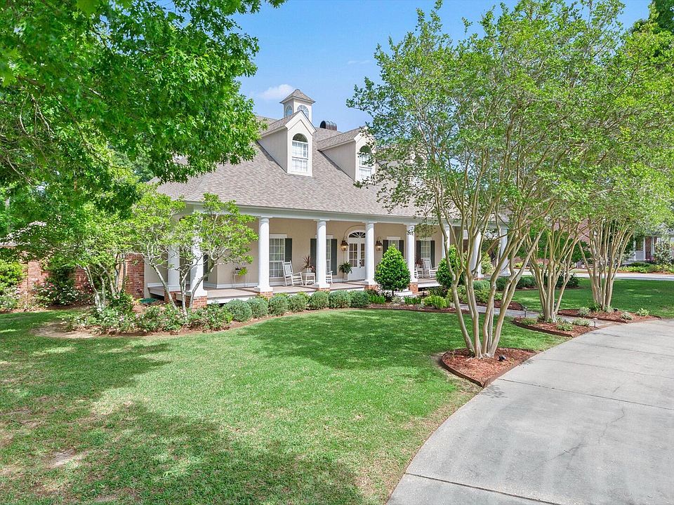1st image of 404 Doyle Dr
