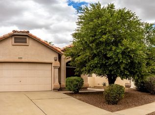 6404 W Rosamond Way, Tucson, AZ 85743