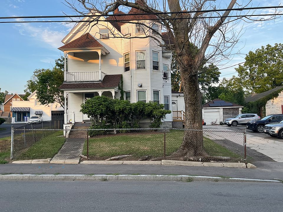 1st image of 501 Bay St #2B