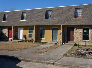 106 Barracks St APT D, Duson, LA 70529